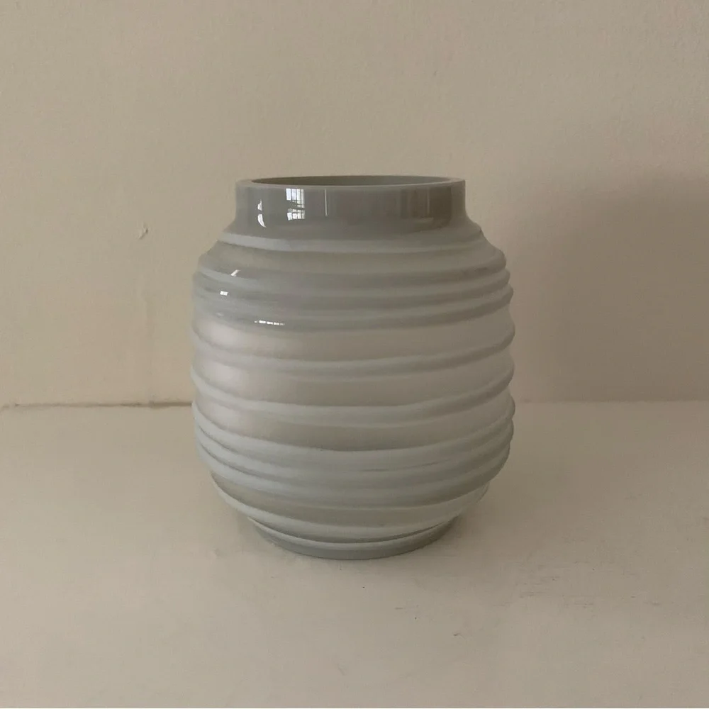 Lenox America by Design 5” Frosted Soft Gray Milk Glass Vase